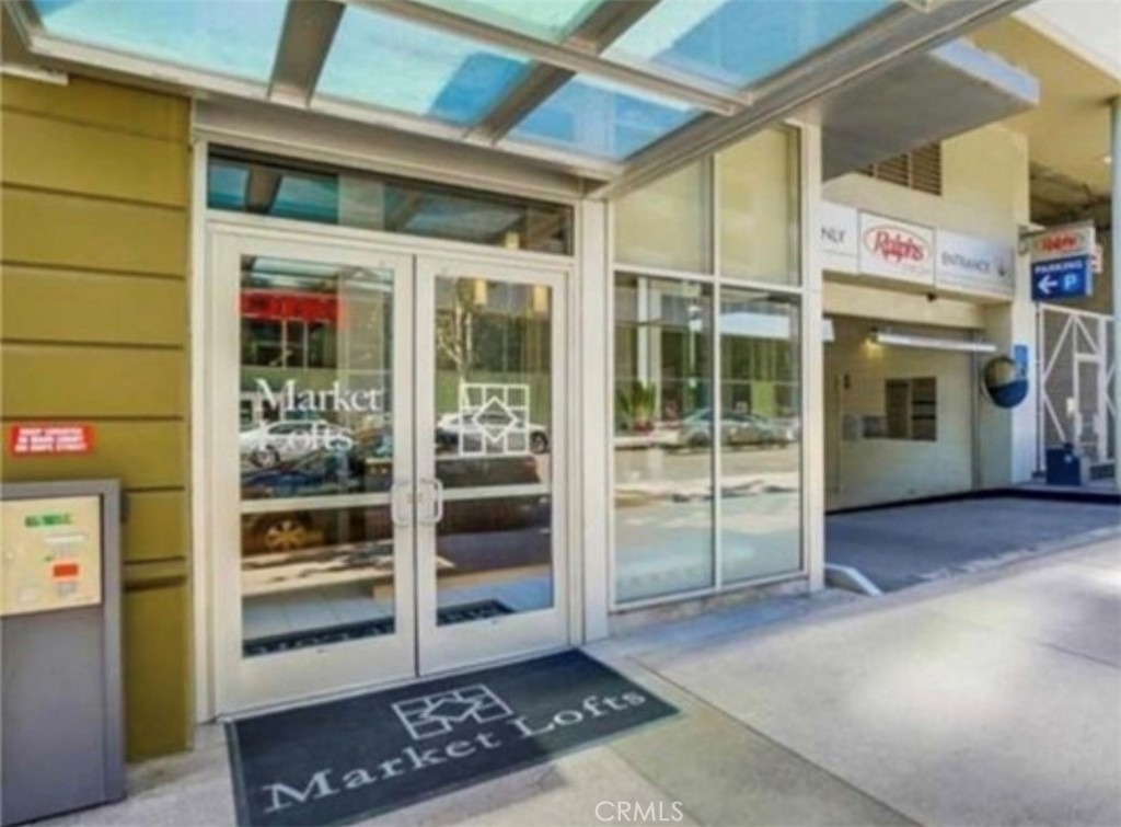 645 W 9th St. - Photo 19