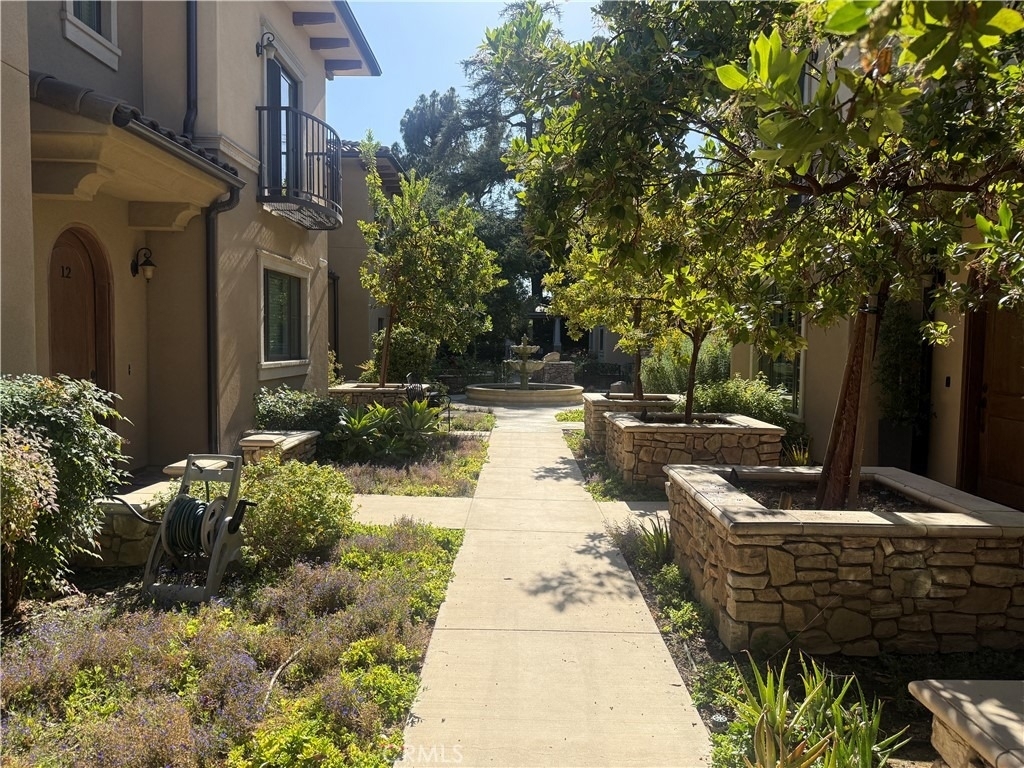 158 S Sierra Madre - Photo 0