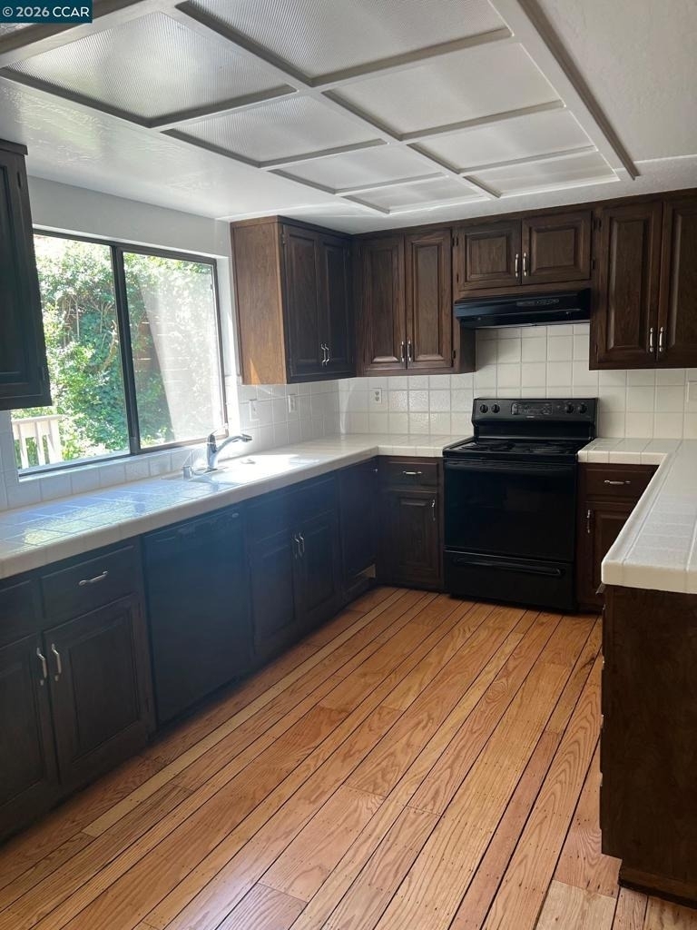 114 Brookline St - Photo 9