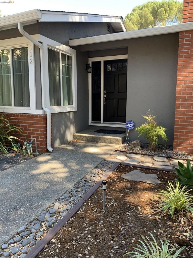 112 Rosemont Ct - Photo 3