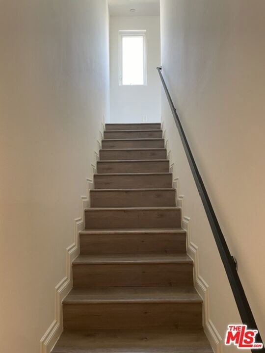 5733 1/2 Fulcher Avenue - Photo 58