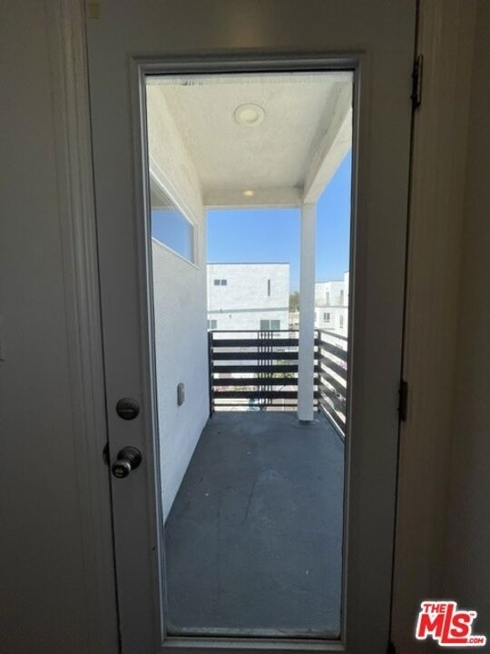5733 1/2 Fulcher Avenue - Photo 21