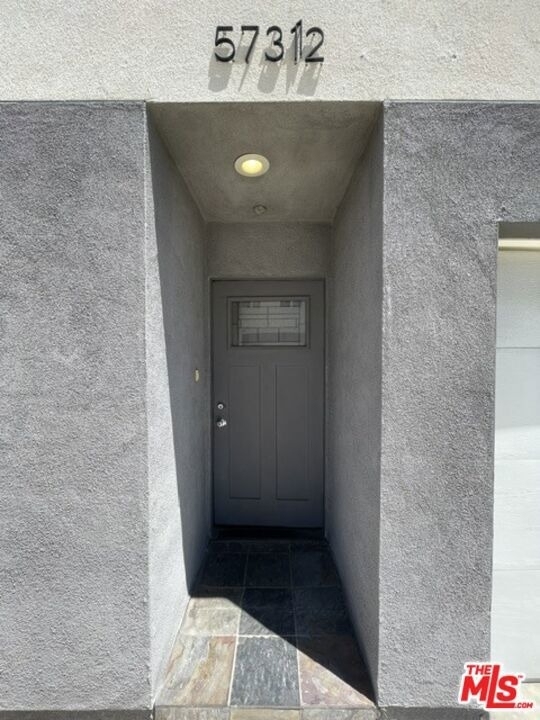 5733 1/2 Fulcher Avenue - Photo 30
