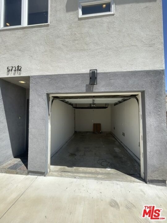 5733 1/2 Fulcher Avenue - Photo 38