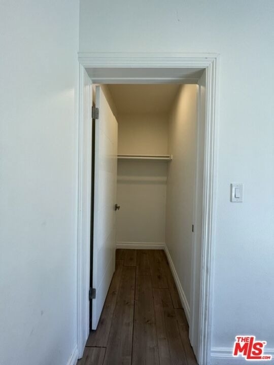 5733 1/2 Fulcher Avenue - Photo 9