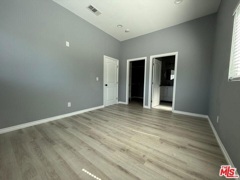 15964 Gault Street - Photo 8