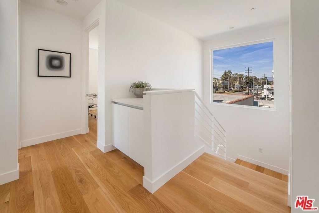 11724 Culver Boulevard - Photo 11