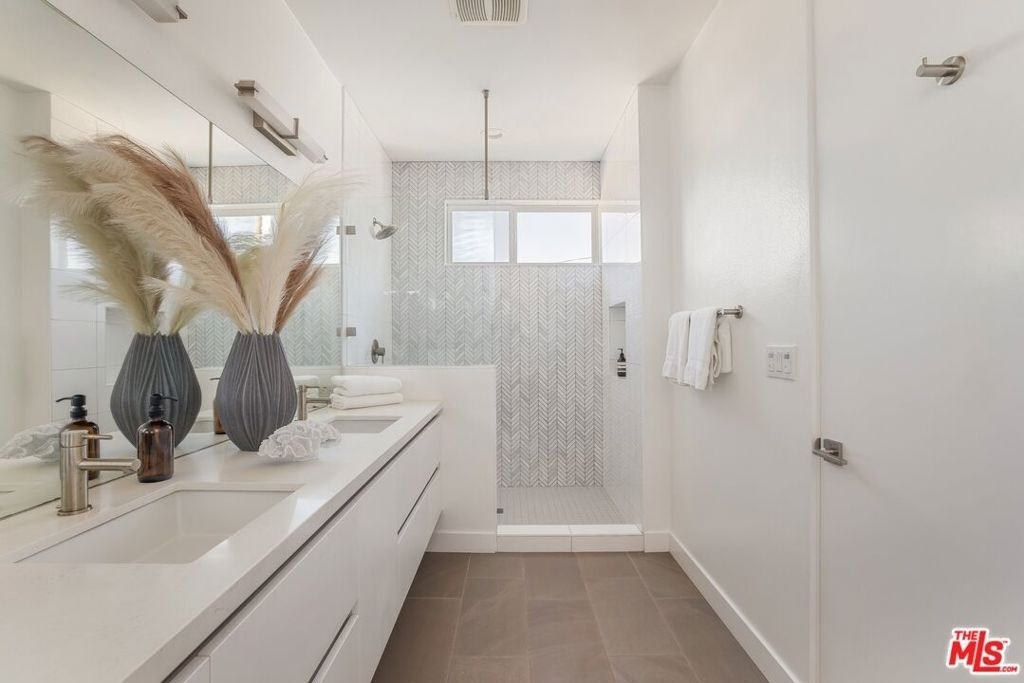 11724 Culver Boulevard - Photo 15