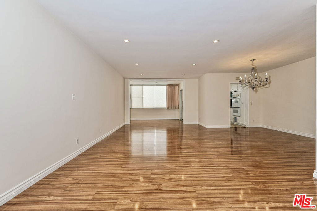 237 N Almont Drive - Photo 2