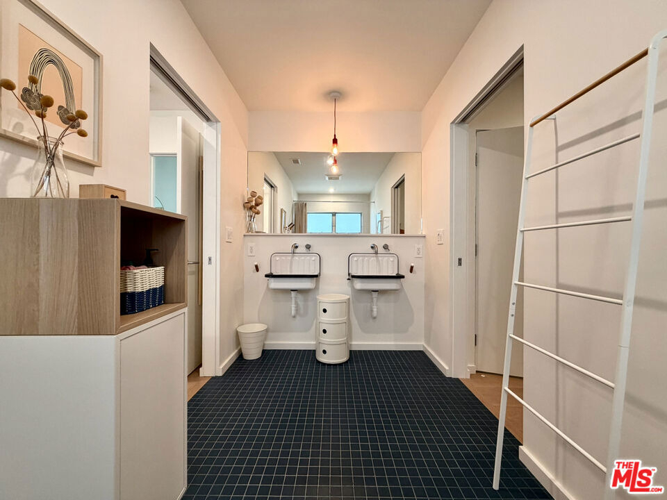 4355 Kenyon Avenue - Photo 14