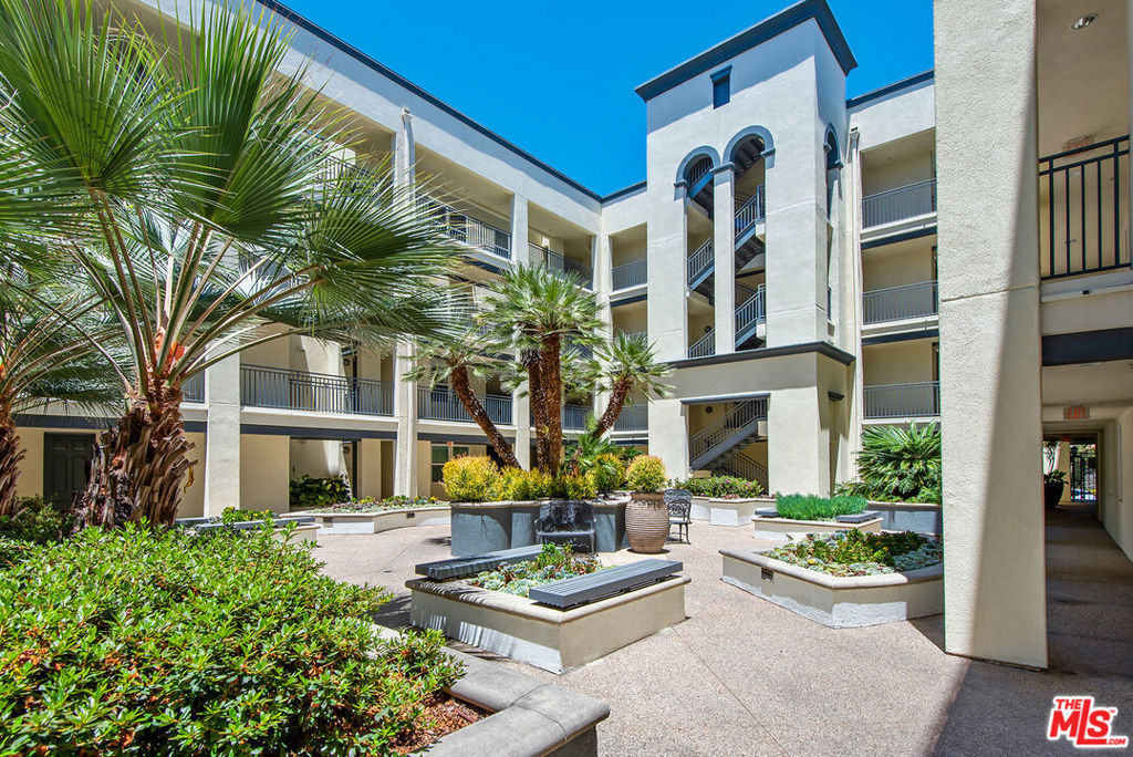 12963 Runway Road - Photo 17