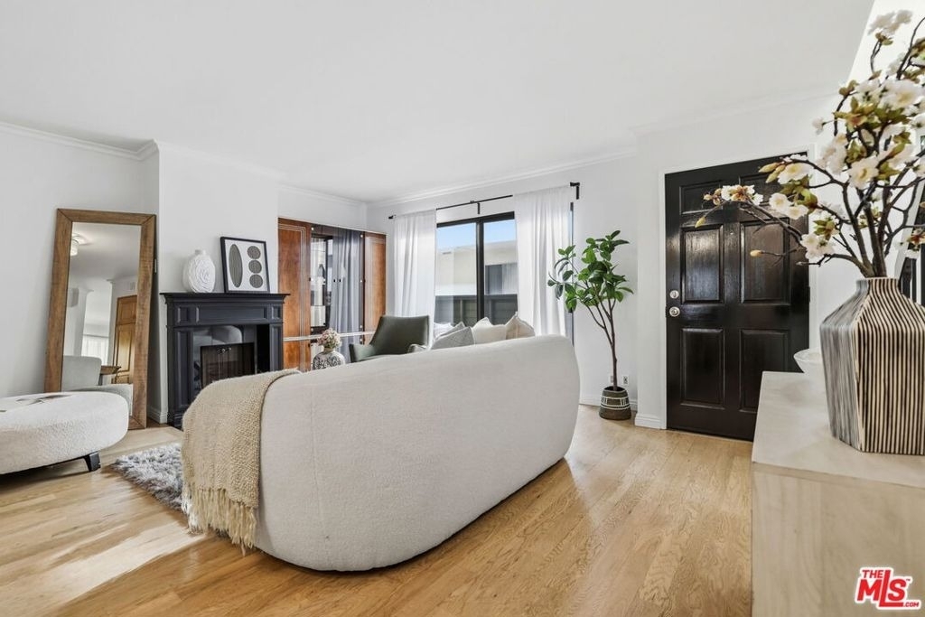 11952 Darlington Avenue - Photo 6
