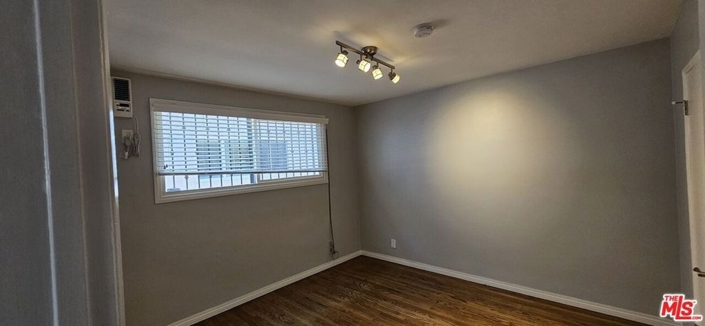 1227 S Holt Avenue - Photo 7