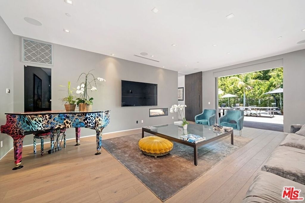 9570 Sunset Boulevard - Photo 14