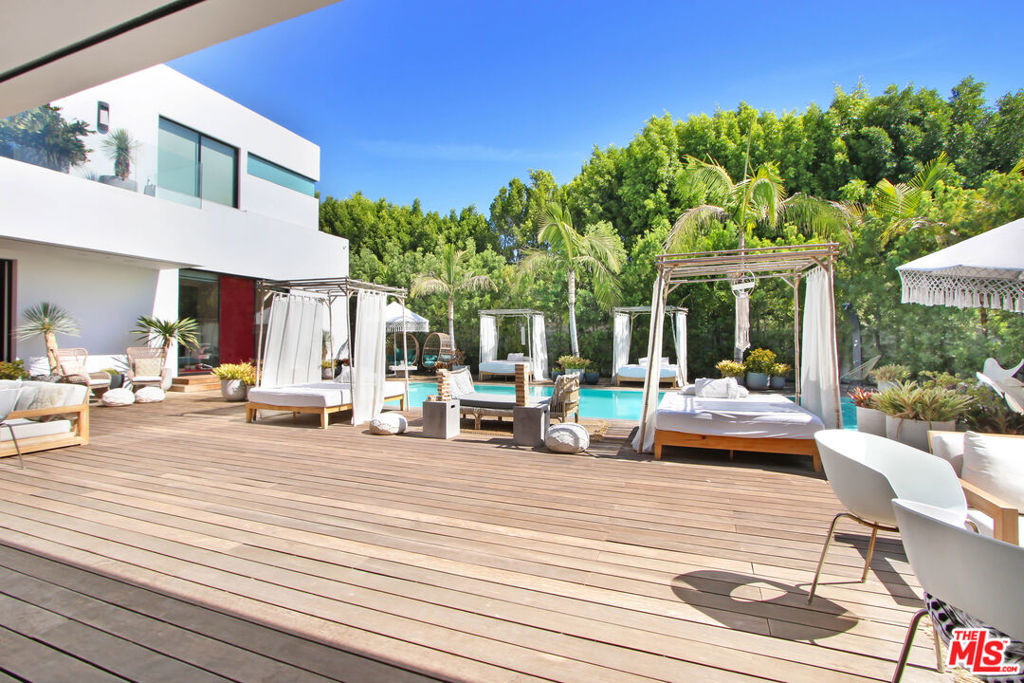 9570 Sunset Boulevard - Photo 34