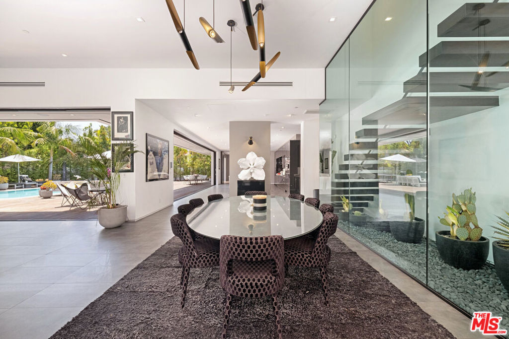 9570 Sunset Boulevard - Photo 5