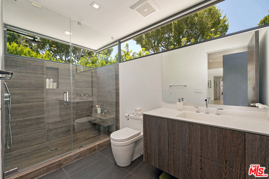 9570 Sunset Boulevard - Photo 27
