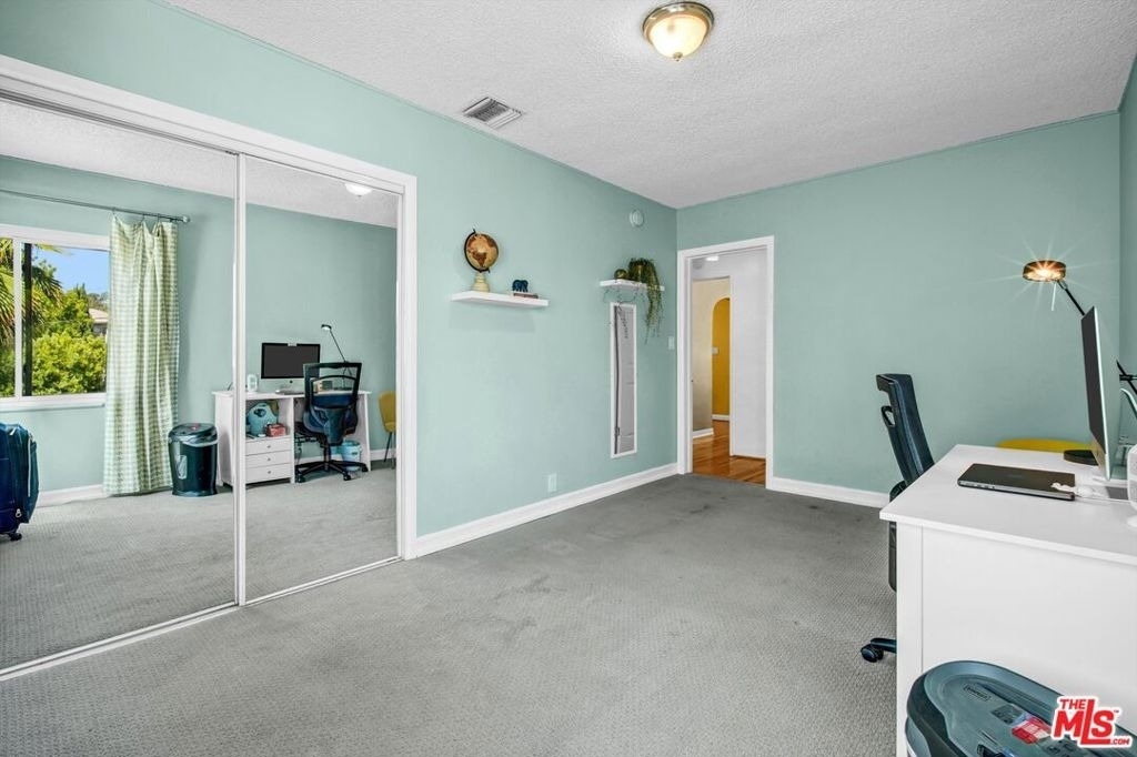 5183 Maison Avenue - Photo 10