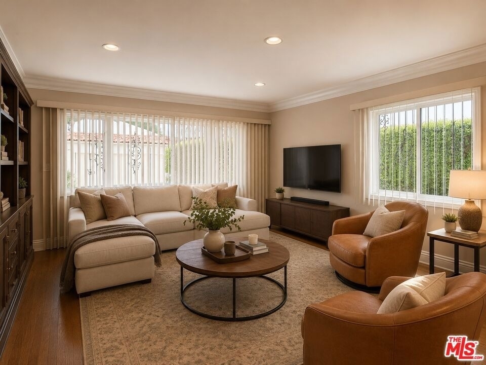 414 N Las Palmas Avenue - Photo 7