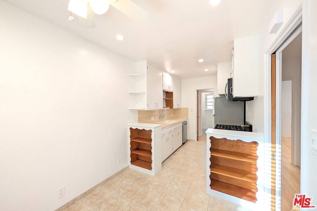 1128 Euclid Street - Photo 5