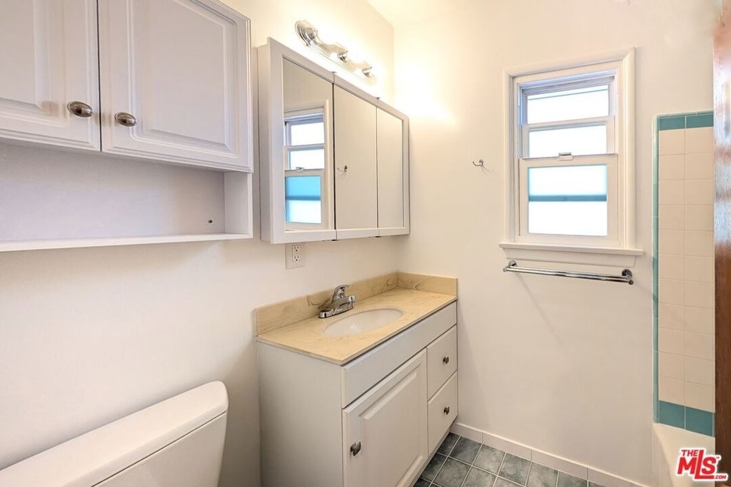 1128 Euclid Street - Photo 8
