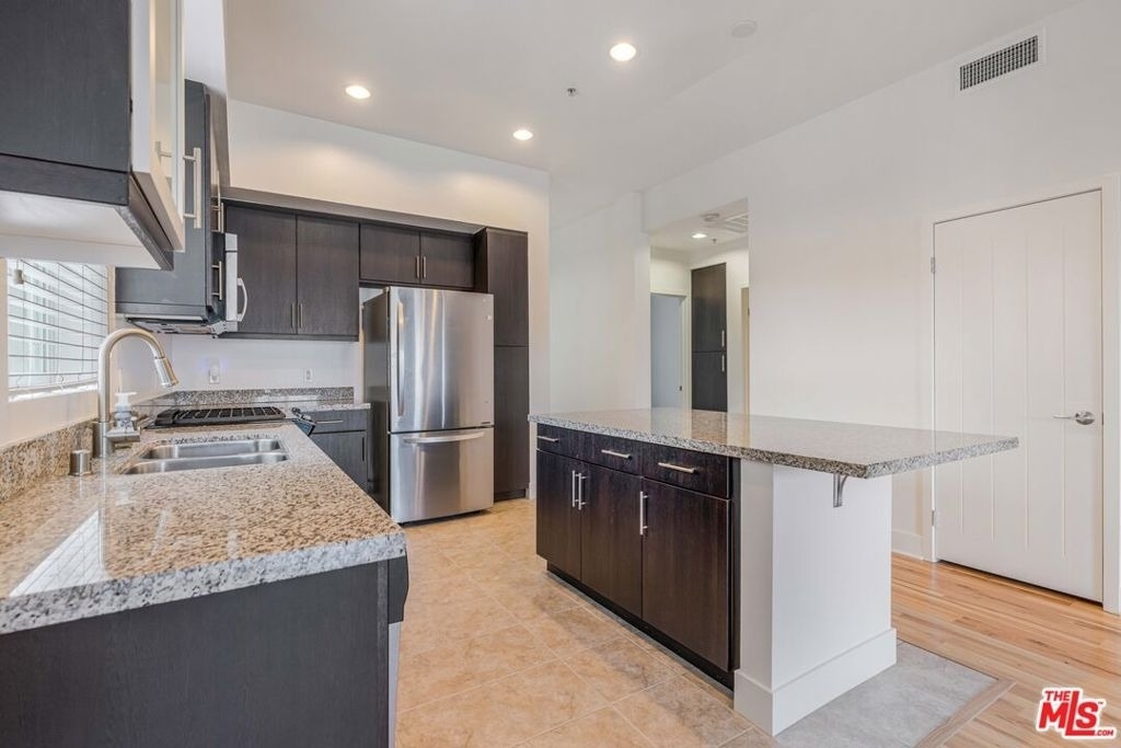 12920 Runway Road - Photo 12