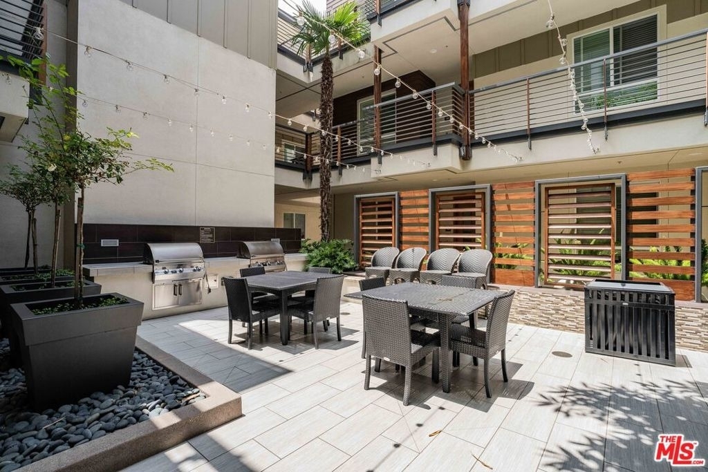 12920 Runway Road - Photo 27