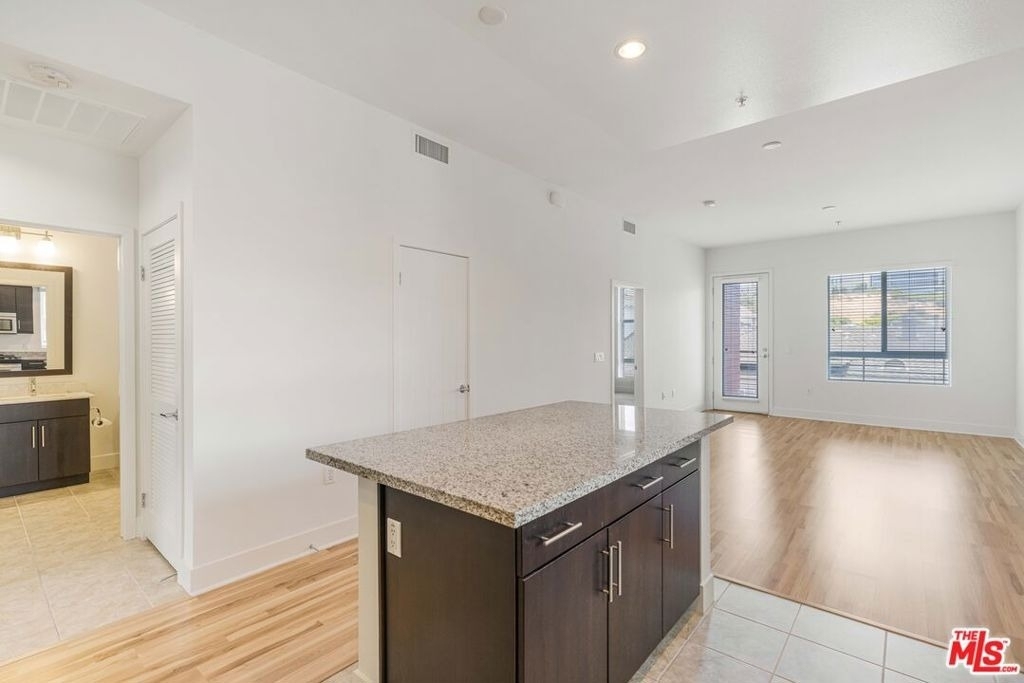 12920 Runway Road - Photo 9