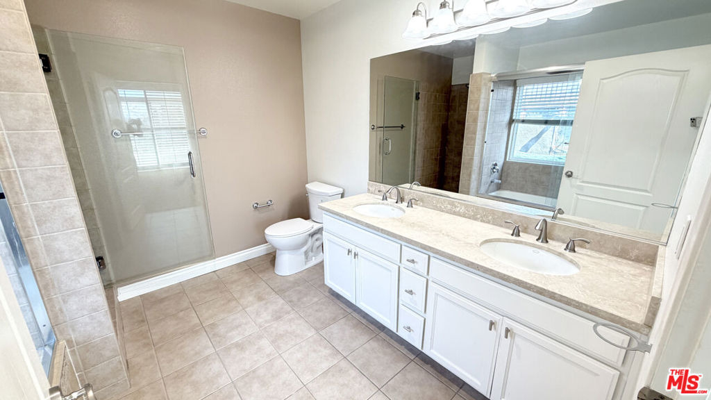 956 S Wilton Place - Photo 8