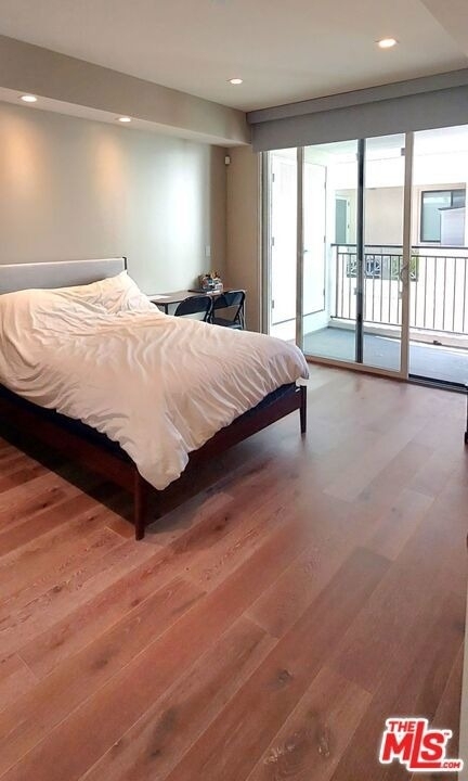 441 S Barrington Avenue - Photo 14