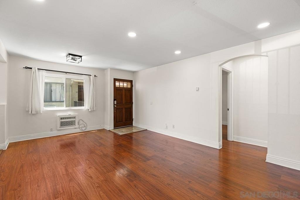 10158 Camino Ruiz - Photo 2