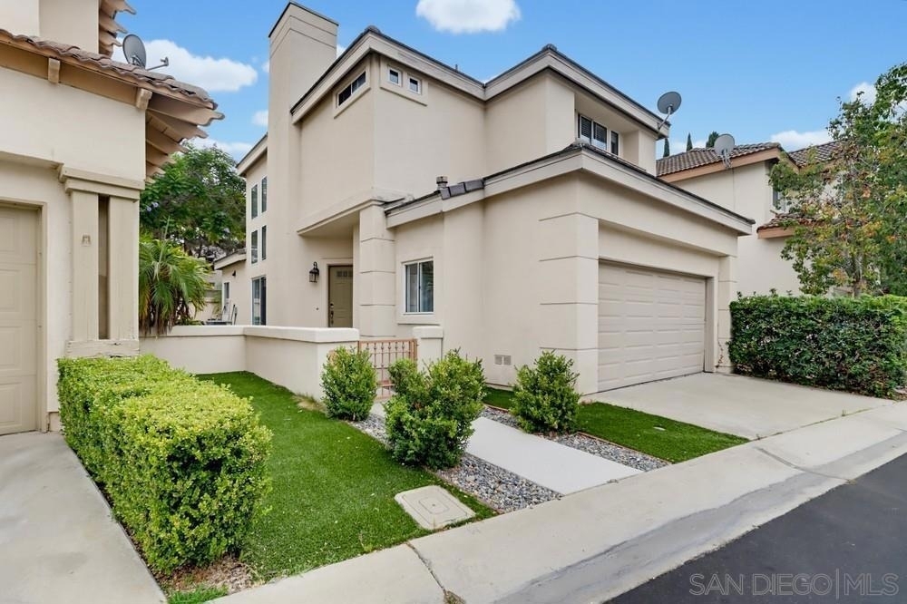 1103 Pacific Grove Loop - Photo 3