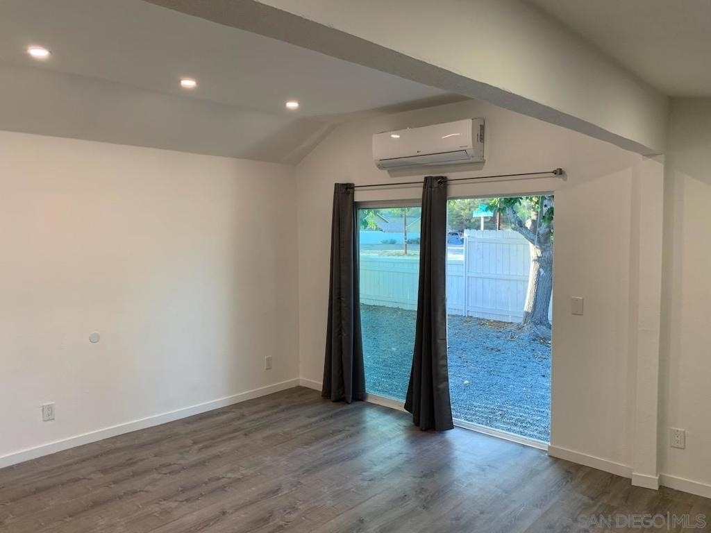 1213 Heber Street - Photo 3