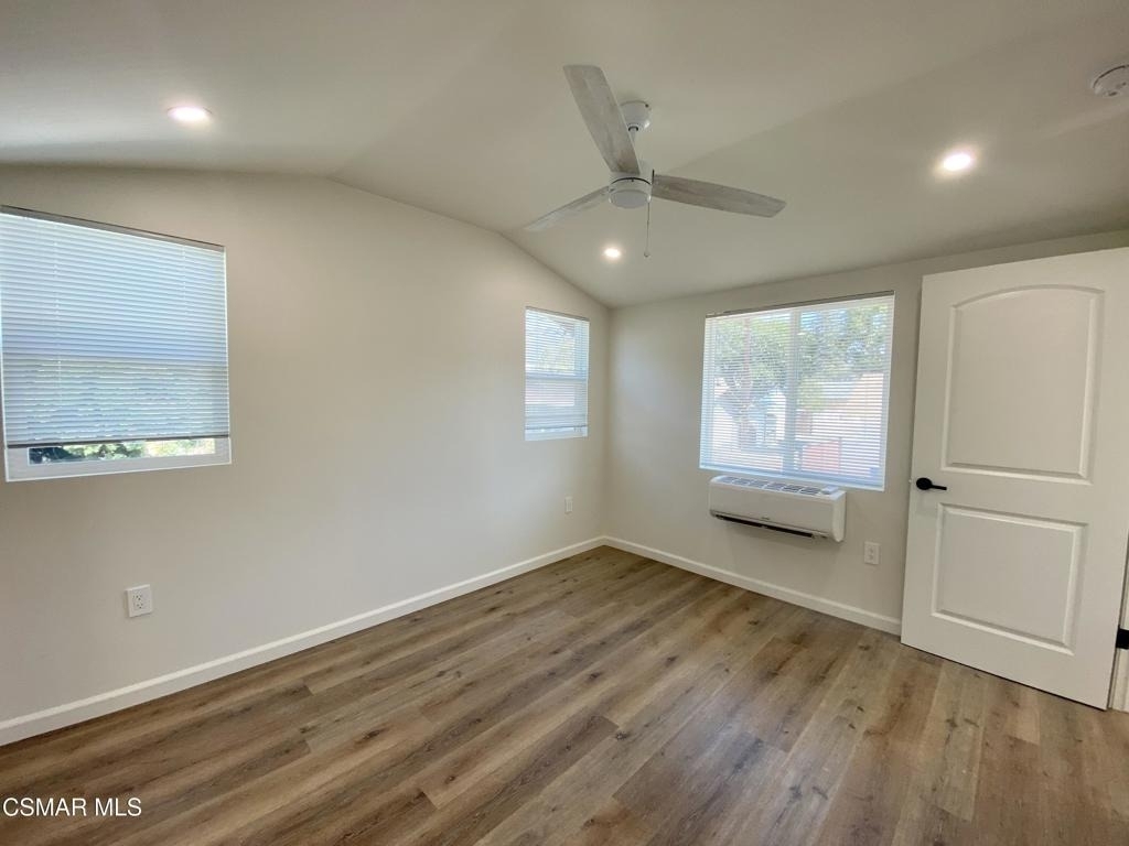 423 Saratoga Street - Photo 12