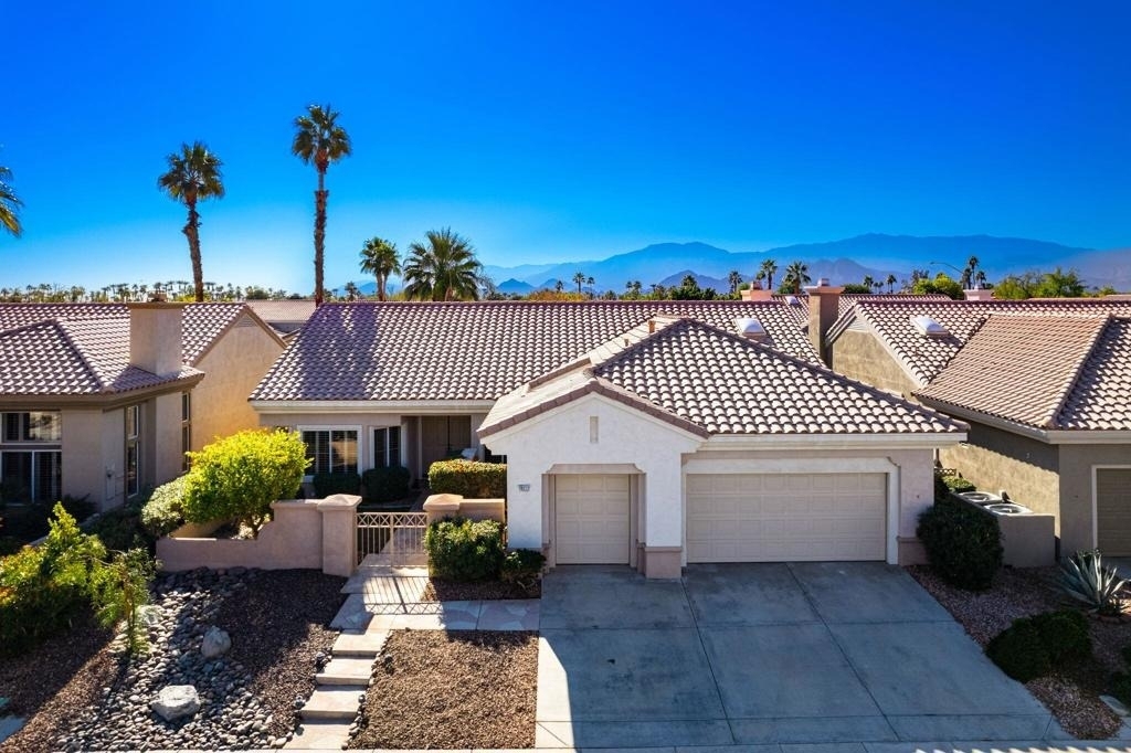 78217 Willowrich Drive - Photo 0