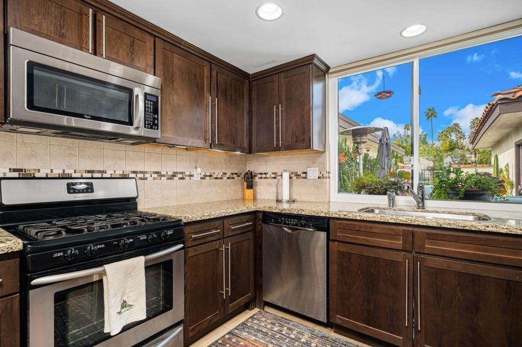 21 Toledo Drive - Photo 13