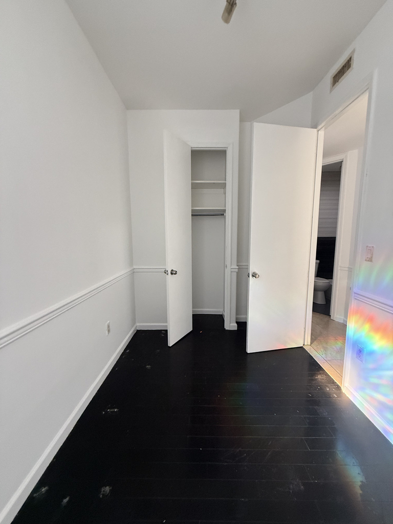 438 Wilson Avenue - Photo 2