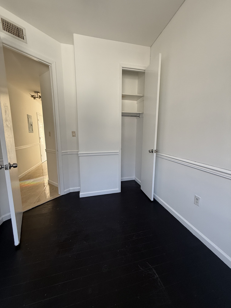 438 Wilson Avenue - Photo 5