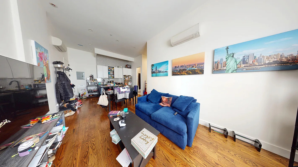 61 Malcolm X Boulevard - Photo 2