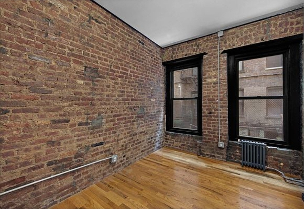 346 East 13th Street - Photo 4