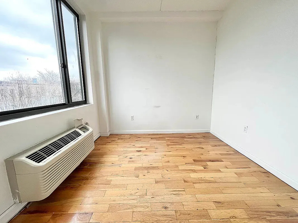 324 Melrose Street - Photo 16