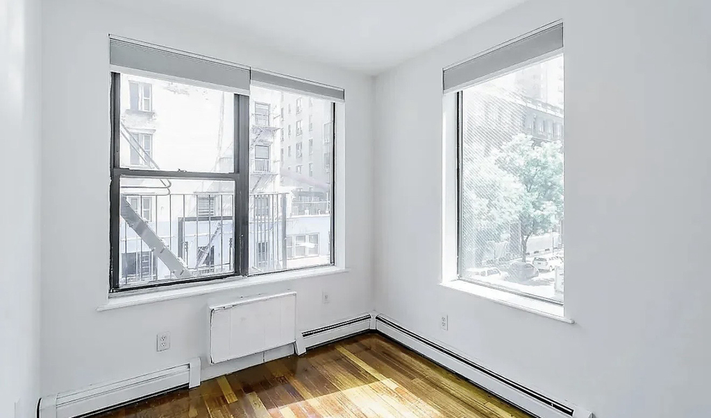 109 Lexington Avenue - Photo 3