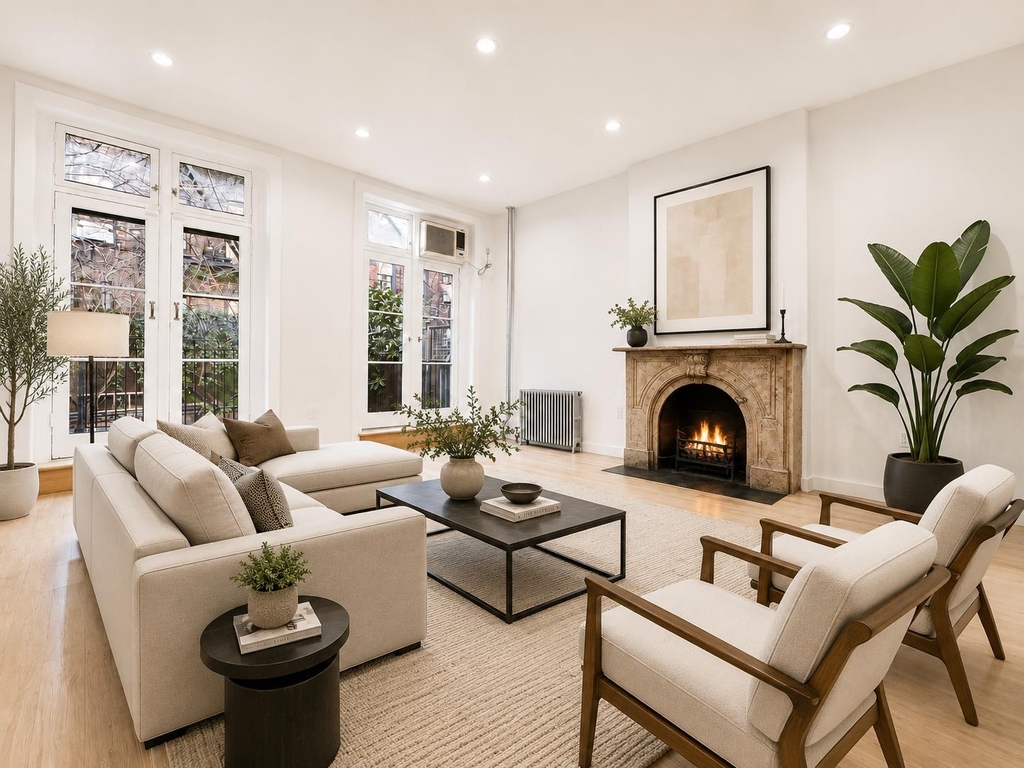 54 West 9th Street - Photo 0