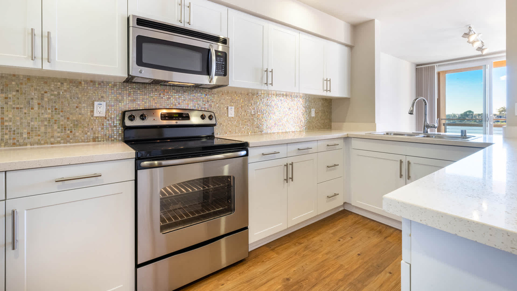 13900 Fiji Way - Photo 3
