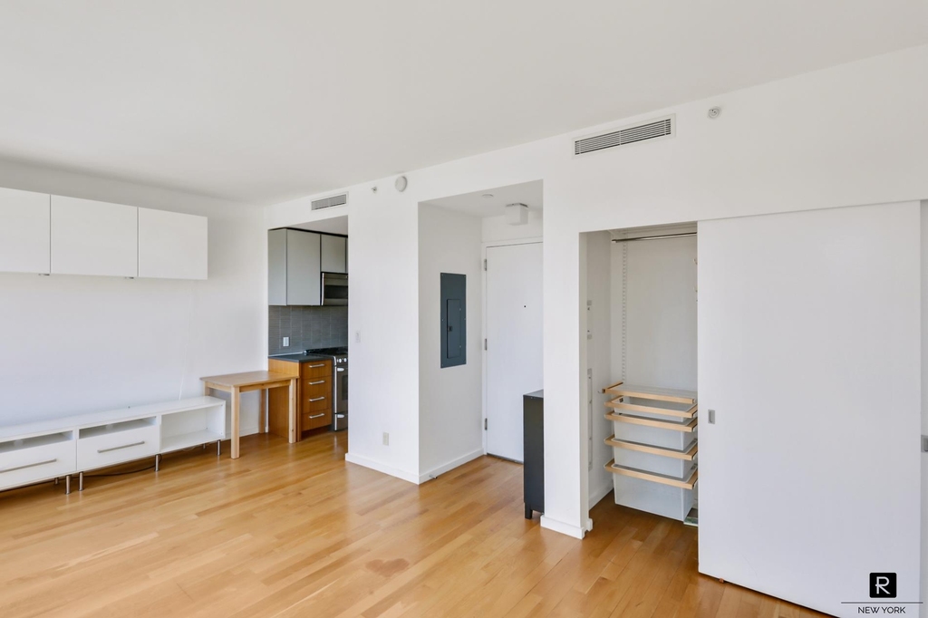 103 3rd Street - Photo 3