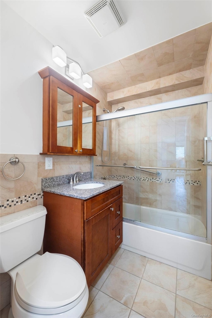 101 Gedney Street - Photo 6
