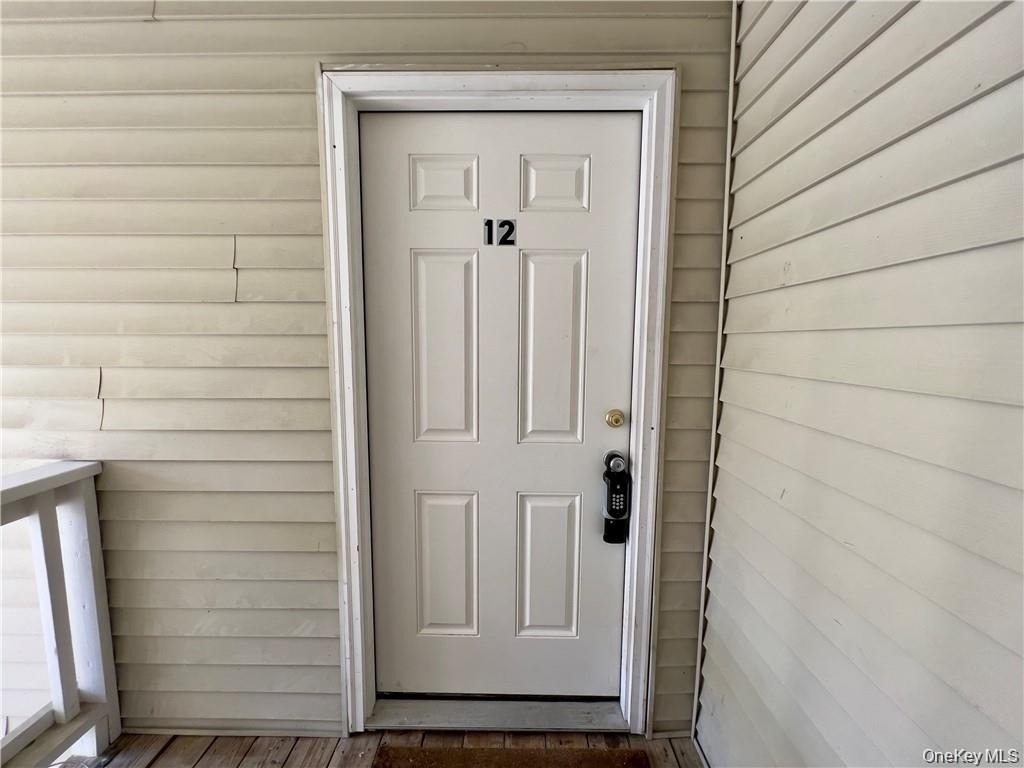 17 Lexington Hill - Photo 1