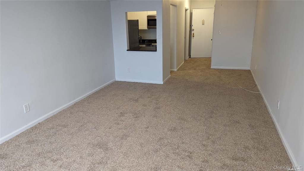1 East Broadway - Photo 10