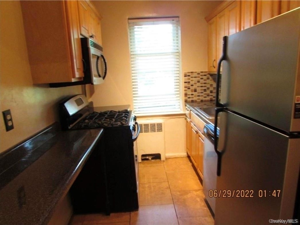 1531 Central Park Avenue - Photo 1