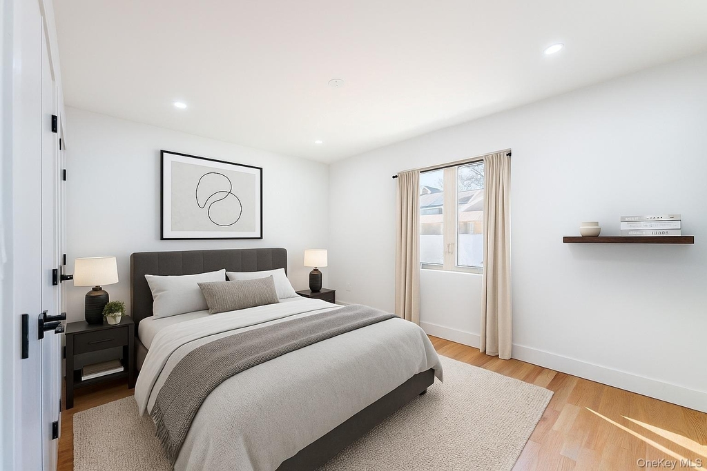 4634 211th Street - Photo 4
